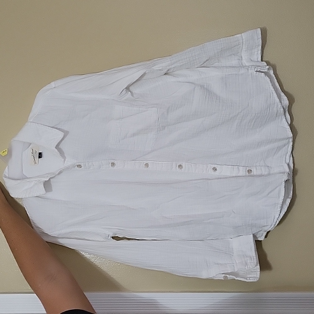 Target Universal Thread linen button up shirt